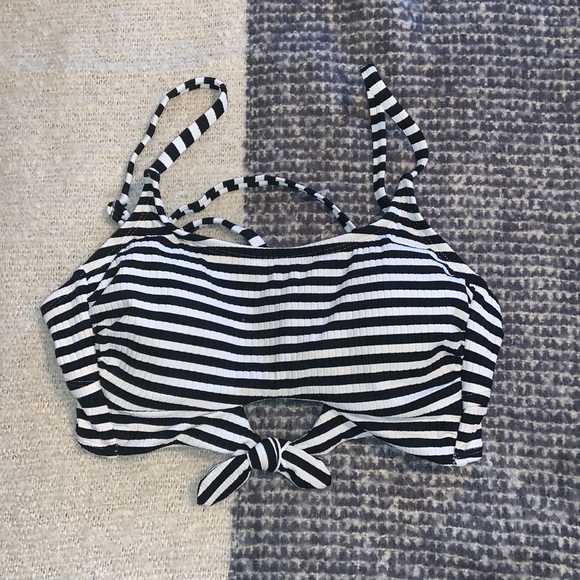 Swim Suit Top and pouch - Picture 2 of 11